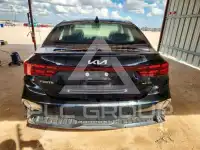 2023 KIA Forte фото