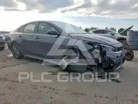 2023 KIA Forte фото