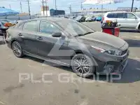 2023 KIA Forte фото