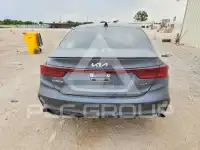 2023 KIA Forte photo