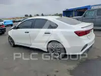 2023 KIA Forte фото