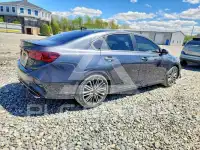 2023 KIA Forte фото