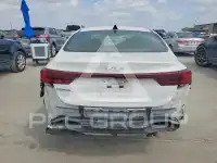 2023 KIA Forte фото