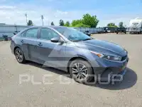 2023 KIA Forte фото