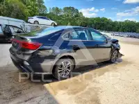 2023 KIA Forte фото