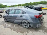 2023 KIA Forte фото