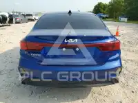 2023 KIA Forte фото