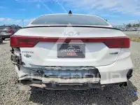2023 KIA Forte фото