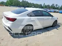 2023 KIA Forte фото