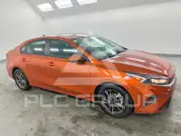 2023 KIA Forte фото