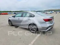 2023 KIA Forte фото