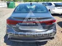 2023 KIA Forte фото