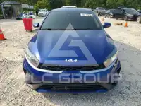 2023 KIA Forte фото