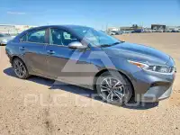 2023 KIA Forte фото