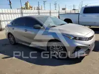 2023 KIA Forte фото