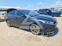 2023 KIA Forte фото