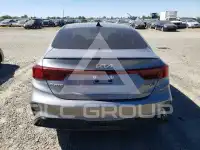 2023 KIA Forte фото