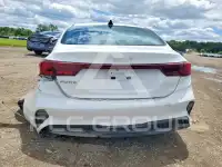 2023 KIA Forte фото