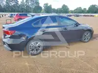 2023 KIA Forte photo