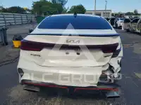 2023 KIA Forte фото