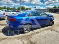 2023 KIA Forte фото