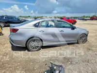 2023 KIA Forte фото
