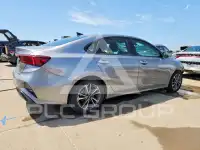 2023 KIA Forte фото