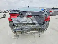 2023 KIA Forte фото