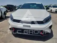 2023 KIA Forte фото