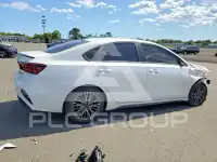 2023 KIA Forte фото