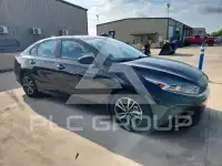 2023 KIA Forte фото