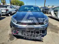 2023 KIA Forte фото