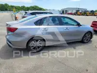 2023 KIA Forte фото