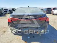 2023 KIA Forte фото