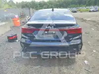2023 KIA Forte фото