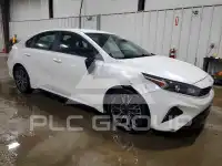 2023 KIA Forte фото