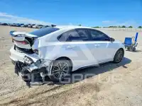 2023 KIA Forte фото