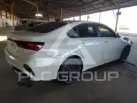 2023 KIA Forte фото