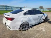 2023 KIA Forte фото