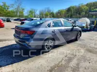 2023 KIA Forte фото