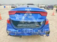 2023 KIA Forte фото