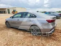 2023 KIA Forte фото