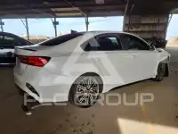 2023 KIA Forte фото