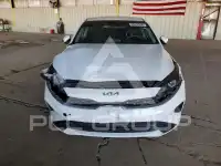 2023 KIA Forte фото