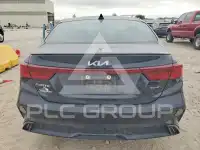 2023 KIA Forte фото