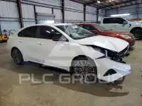 2023 KIA Forte фото