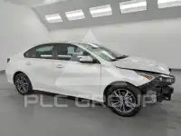 2023 KIA Forte фото