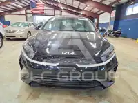 2023 KIA Forte фото