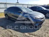 2023 KIA Forte фото