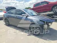 2023 KIA Forte фото